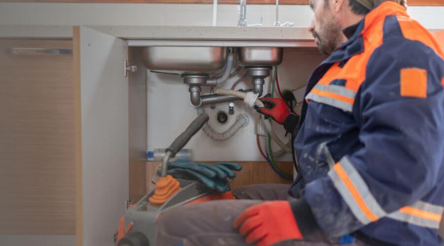 Professional slab leak plumber services in Flora, IN